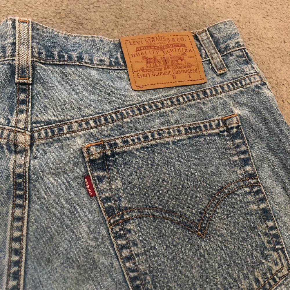 Vintage Levi Raw Edge Jean Shorts